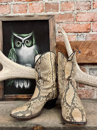 Dan Post Women's Cowboy Boots Size 8 /Men's Size 6.5